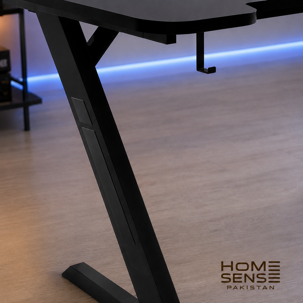 Z-Frame Gaming Desk