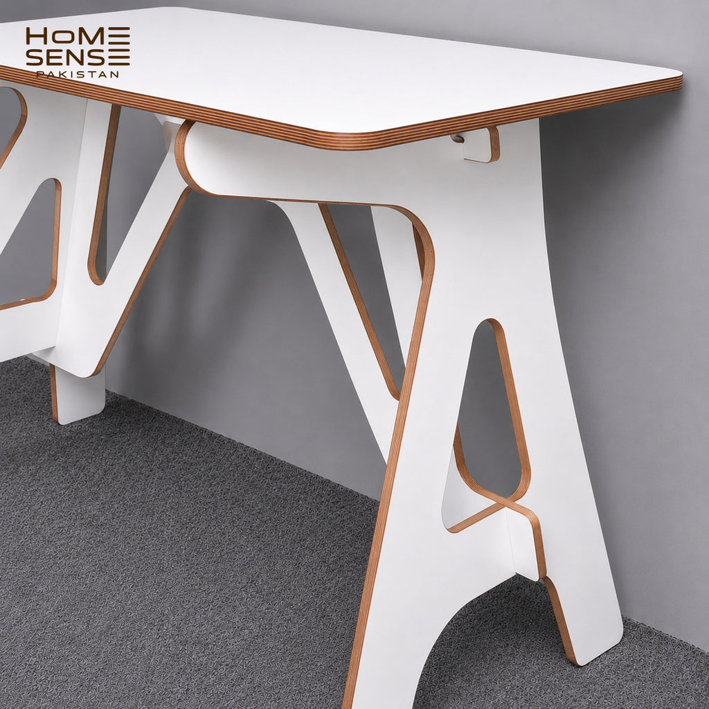 Built in Desk Table